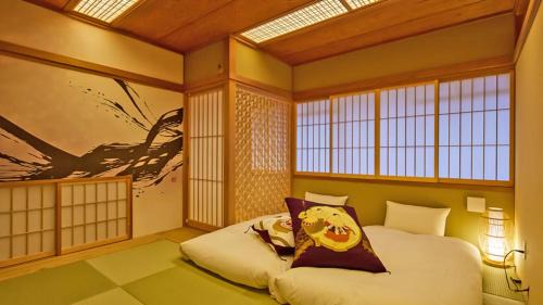 Deluxe Suite with Spa Bath