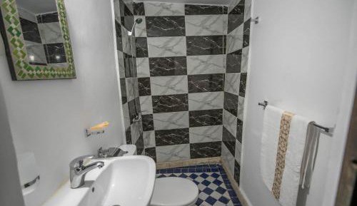 Triple Room with Private Bathroom