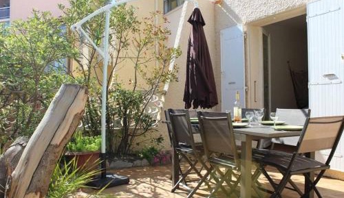 Holiday Home (6 Adults)