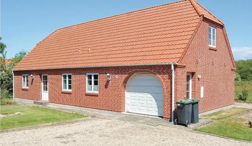 Two-Bedroom Holiday Home