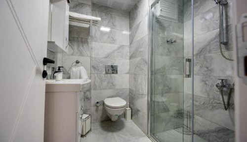 Deluxe Double or Twin Room with Balcony