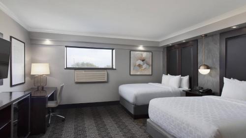 Double Room with Two Double Beds - Non-Smoking