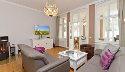 Three-Bedroom Apartment with Terrace