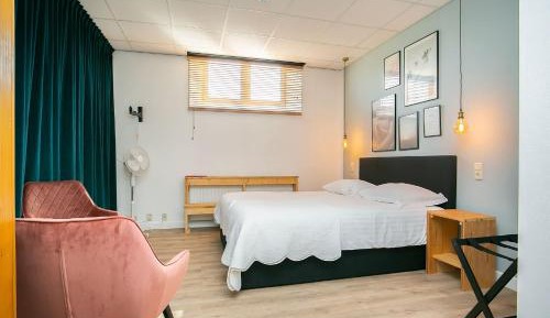 Double Room with Private Bathroom