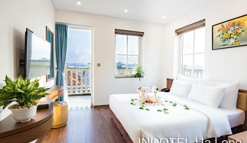 Deluxe Suite with Sea View