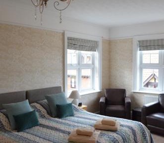 Deluxe Double or Twin Room with Sea View