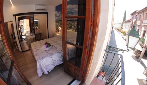Deluxe Double Room with Balcony