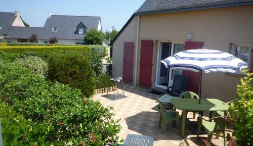 Holiday Home (4 Adults)