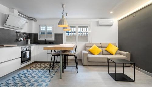 Superior One-Bedroom Apartment