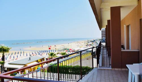 Double or Twin Room with Sea View