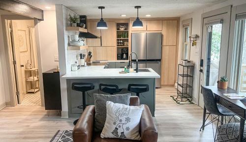 One Bedroom Apartment