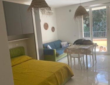 Apartment with Garden View