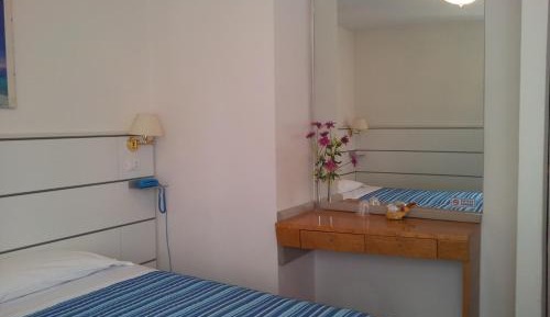 Economy Triple Room