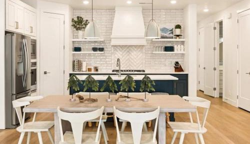 Four-Bedroom Holiday Home