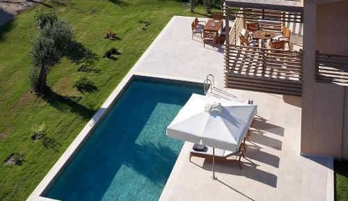 Premium Two-Bedroom Suite with Private Pool - Nest Villas & Suites