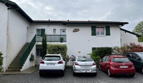 Apartment (2 Adults)