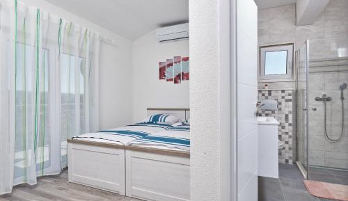 Twin Room with Sea View