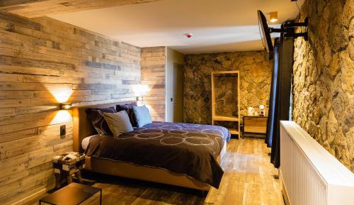 Large Double Room