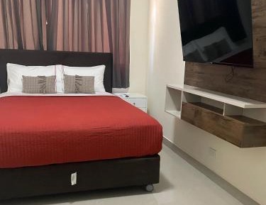 Queen Suite