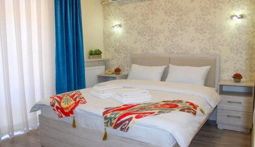 Double Room with Shared Toilet