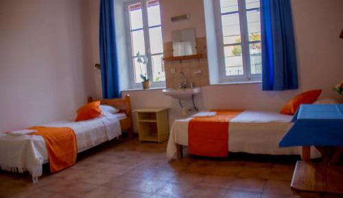 Triple Room with Shared Bathroom