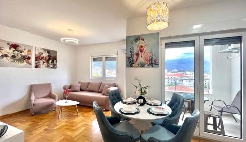 Apartment with Terrace