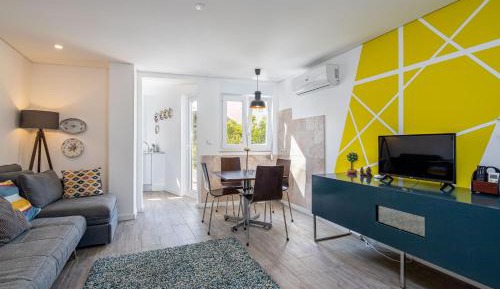 Apartment with Garden View