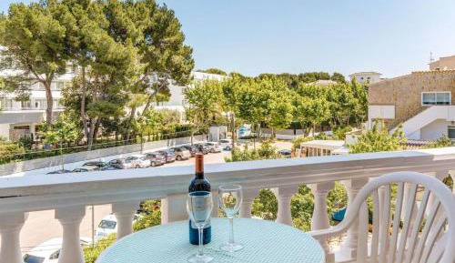 Superior One-Bedroom Apartment with Balcony
