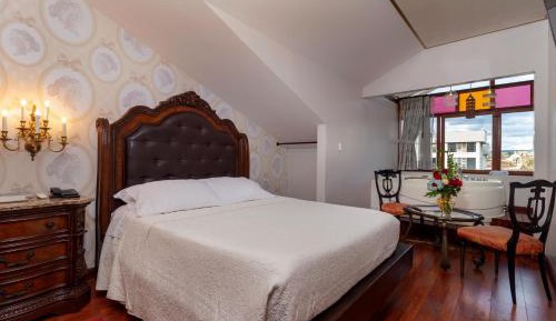 Deluxe Suite with Spa Bath