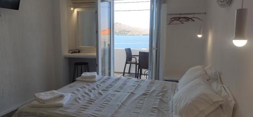 Superior Triple Room with Sea View