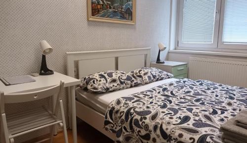 Single Room with Shared Bathroom