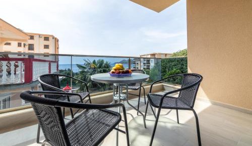 Studio with Sea View