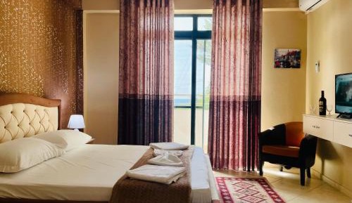 Triple Room with Sea View