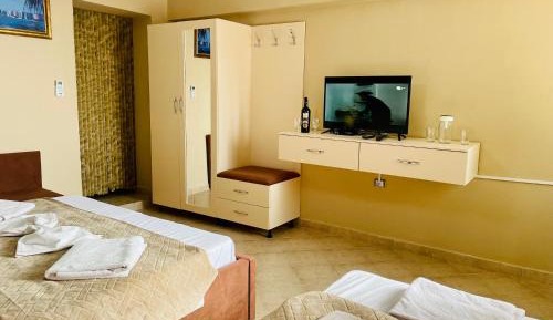Triple Room with View