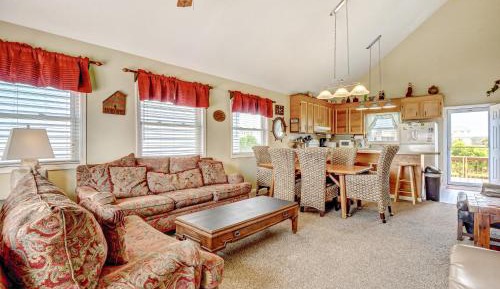 Four bedroom holiday home 