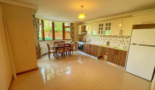 Suite with Garden View