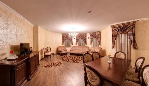 Superior Two-Bedroom Apartment