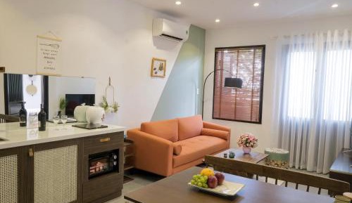Deluxe Two-Bedroom Apartment with Balcony