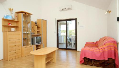 Two-Bedroom Apartment with Terrace and Sea View