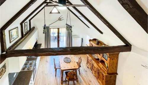 One-Bedroom Holiday Home