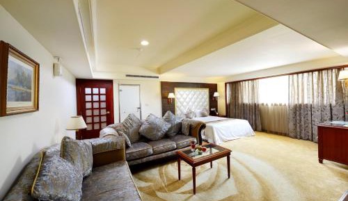 Chyuan Du Suite