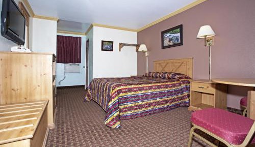 Queen Room