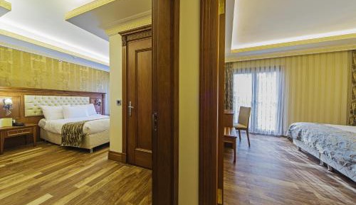 Family Room (4 Adults)