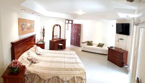 Superior King Suite