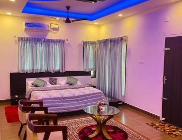 Deluxe King Suite