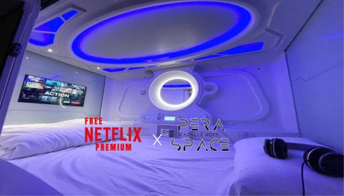 Single Bed in 10-Bed Dormitory Room