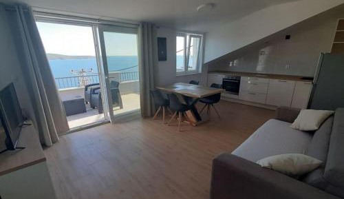 Two-Bedroom Apartment with Terrace and Sea View