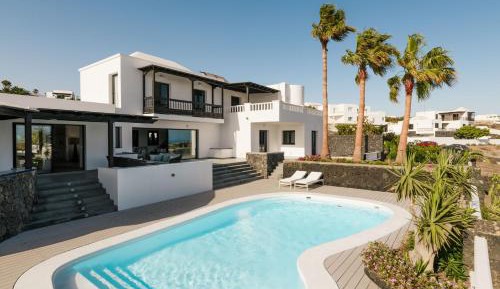 Deluxe Villa