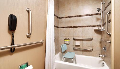 King Room - Mobility Access Tub - Non-Smoking