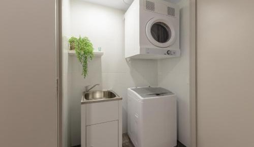 One Bedroom Suite 